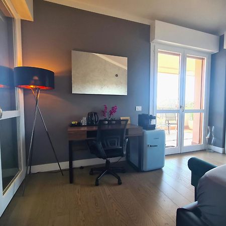 Penthouse Genneruxi Otel Cagliari Dış mekan fotoğraf