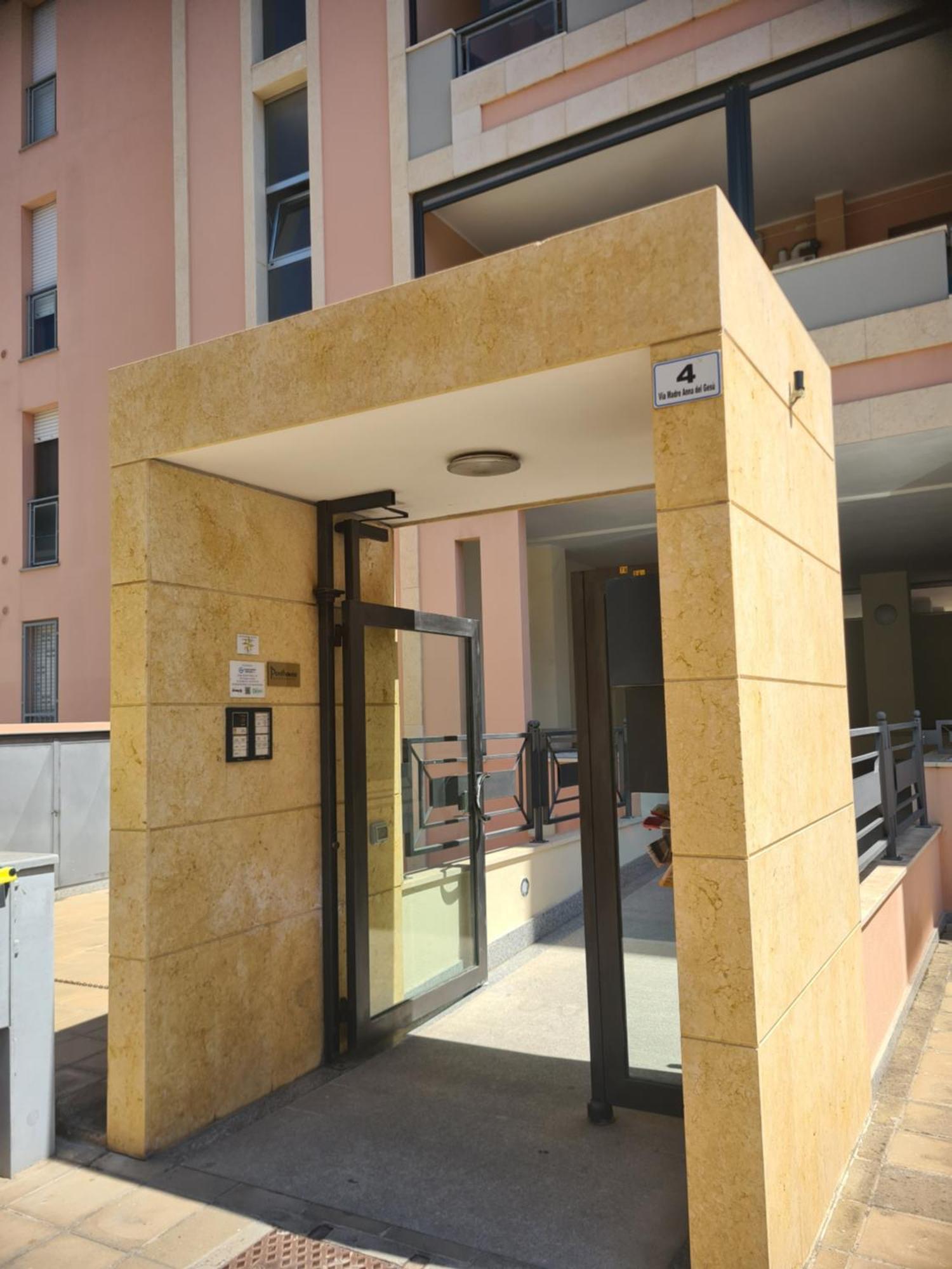 Penthouse Genneruxi Otel Cagliari Dış mekan fotoğraf